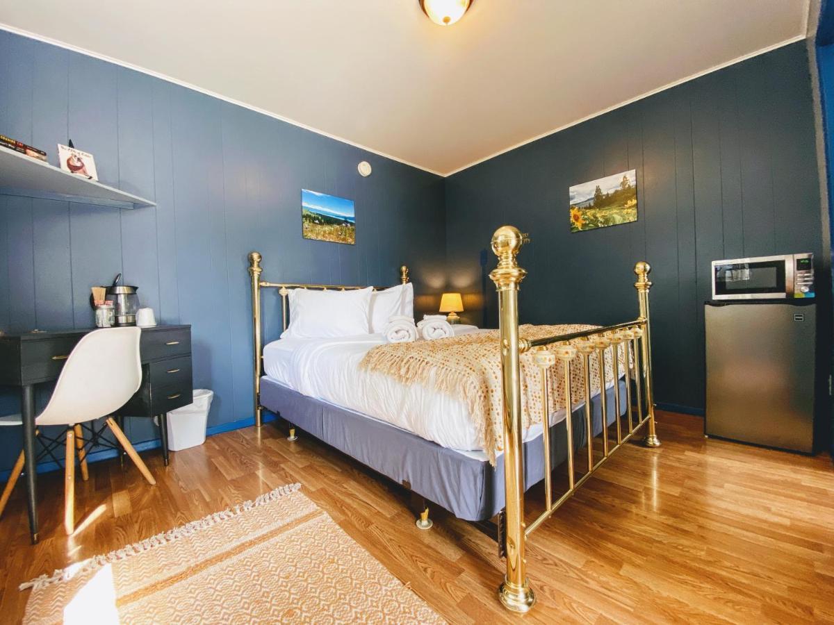 Flathead Lake Resort Woods Bay ภายนอก รูปภาพ
